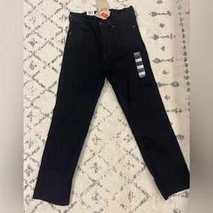 Levi high rise straight crop